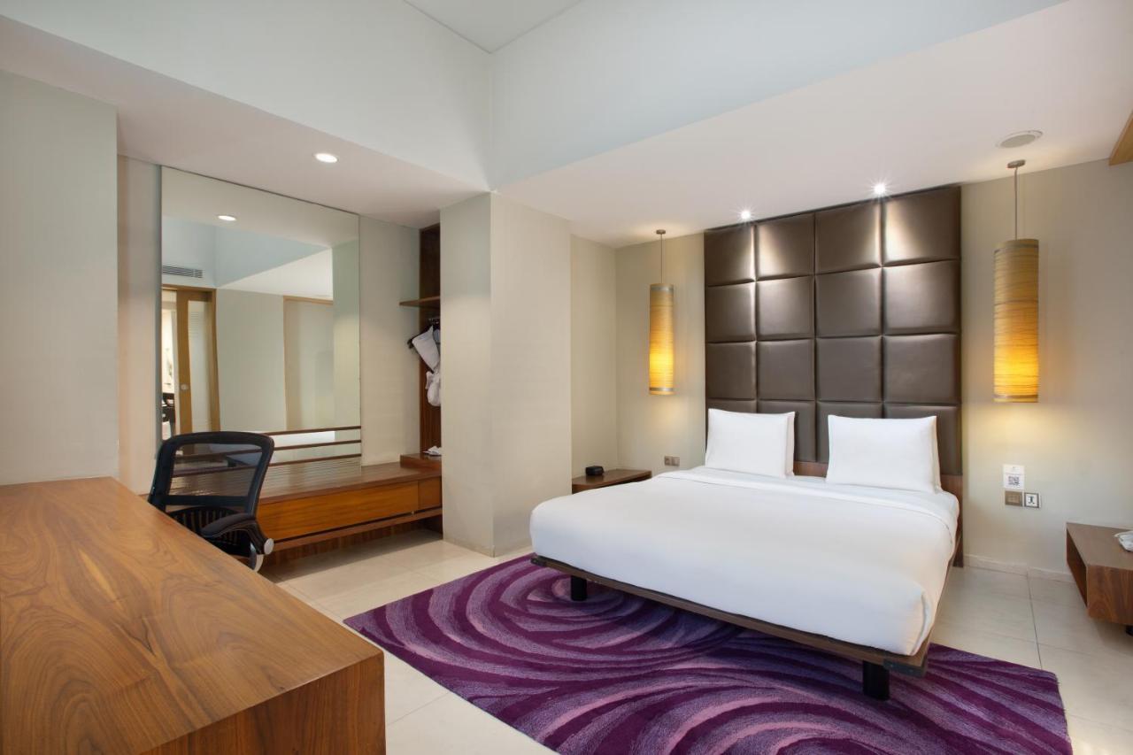 Holiday Inn Bandung Pasteur By Ihg Экстерьер фото