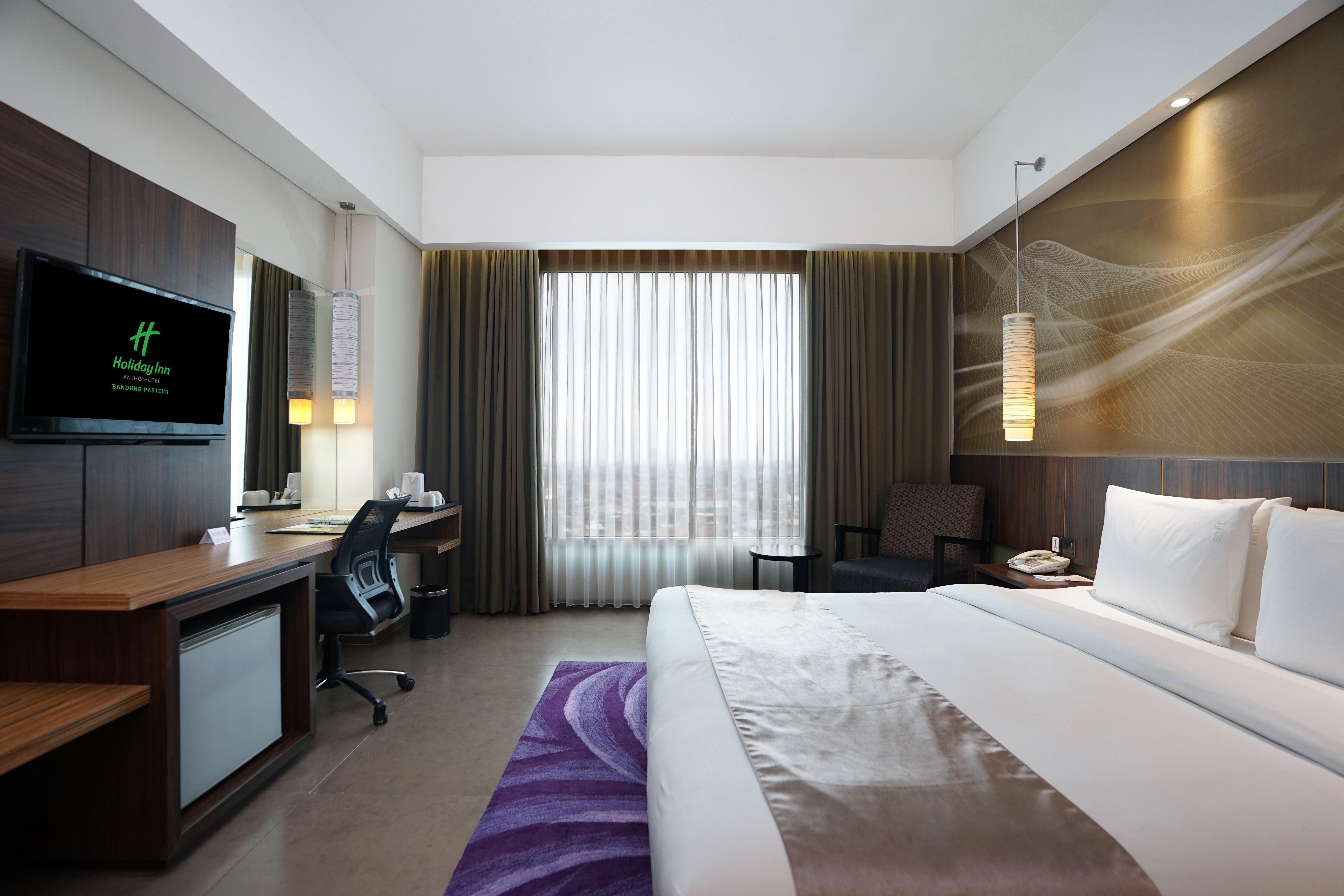 Holiday Inn Bandung Pasteur By Ihg Экстерьер фото