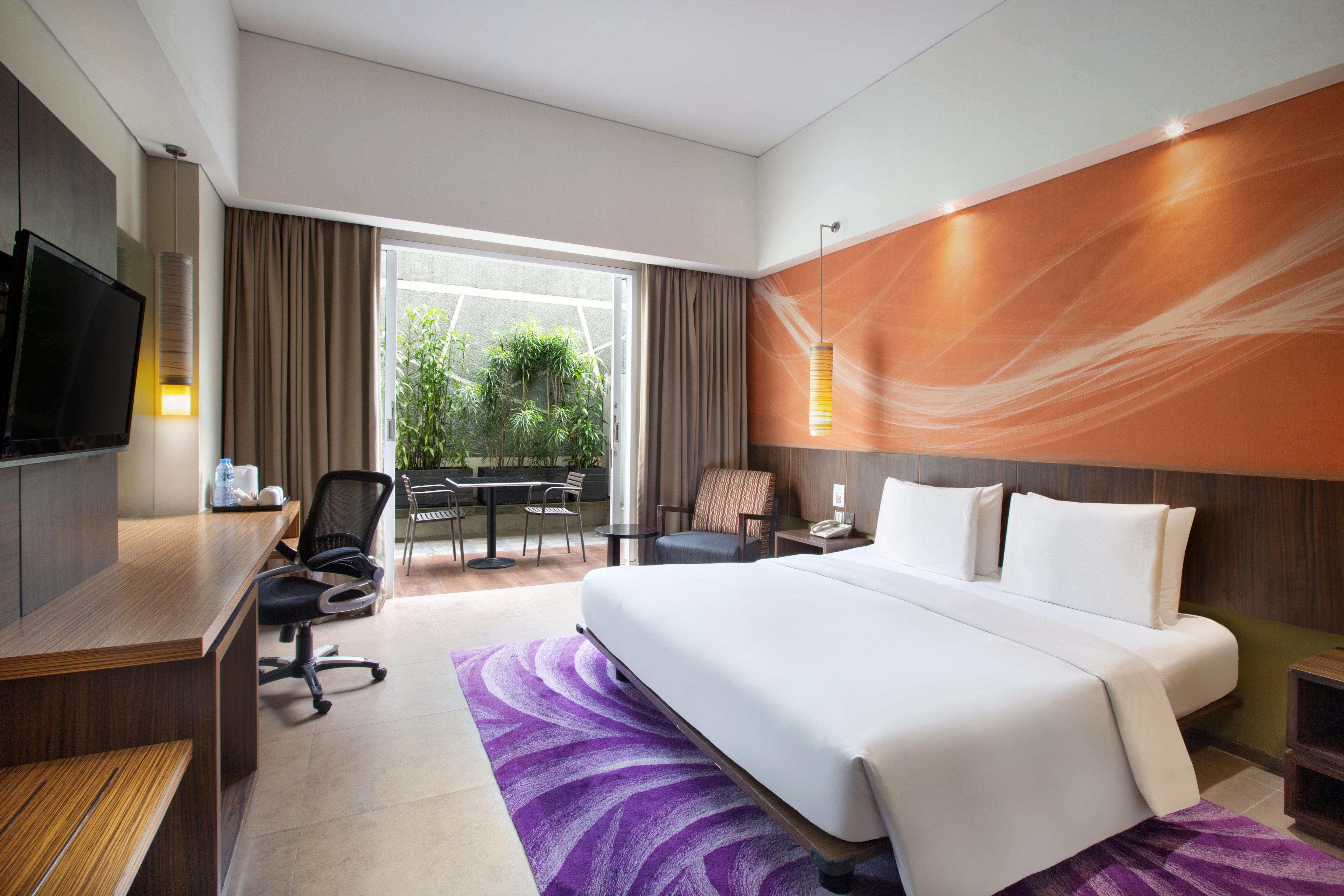 Holiday Inn Bandung Pasteur By Ihg Экстерьер фото