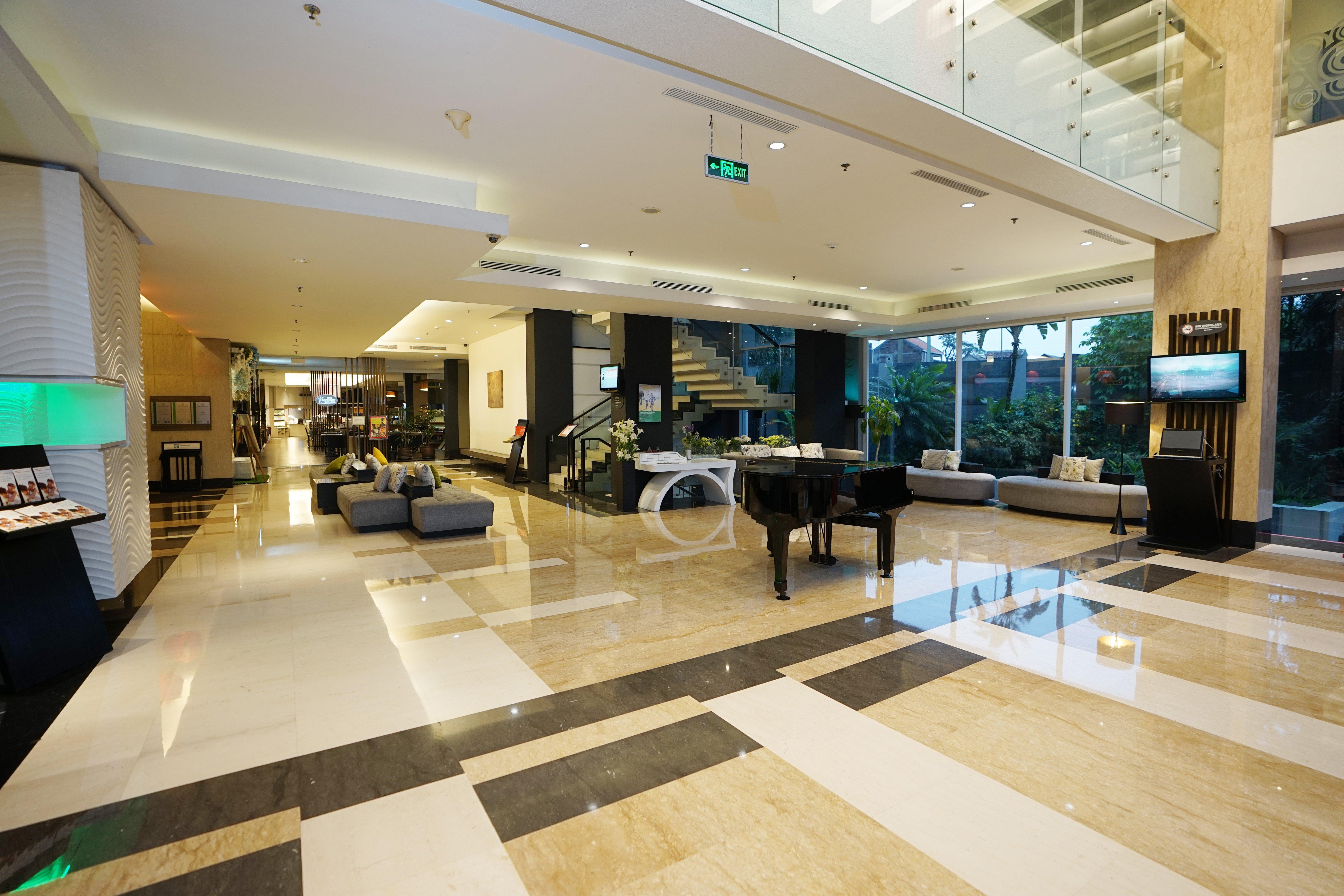 Holiday Inn Bandung Pasteur By Ihg Экстерьер фото