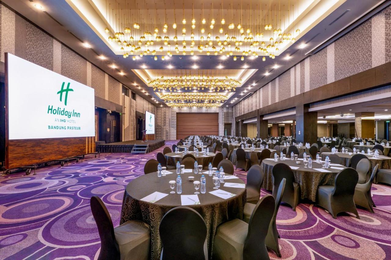 Holiday Inn Bandung Pasteur By Ihg Экстерьер фото