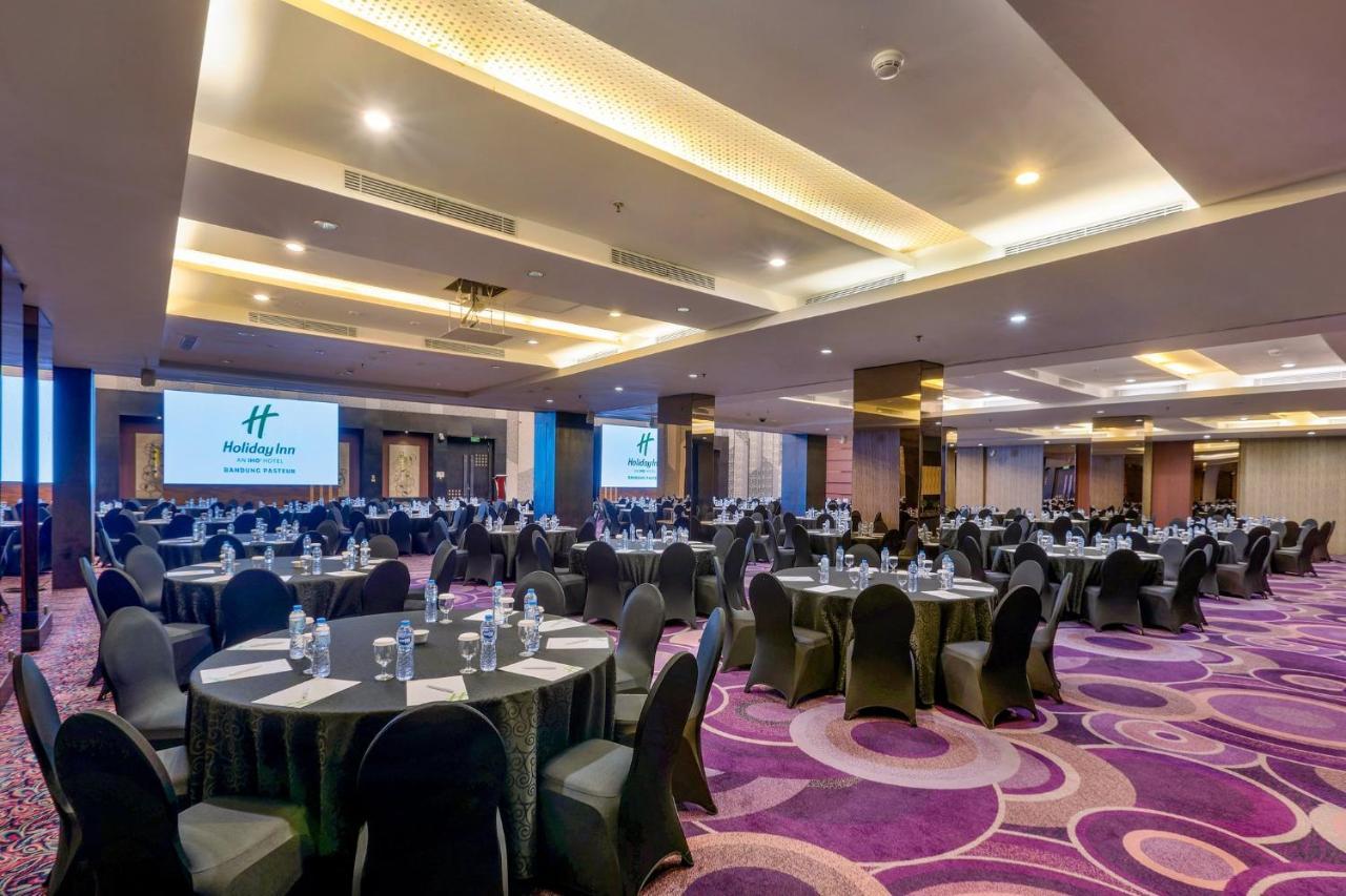Holiday Inn Bandung Pasteur By Ihg Экстерьер фото
