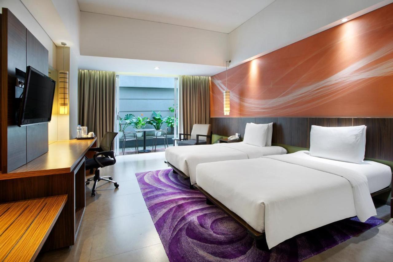 Holiday Inn Bandung Pasteur By Ihg Экстерьер фото
