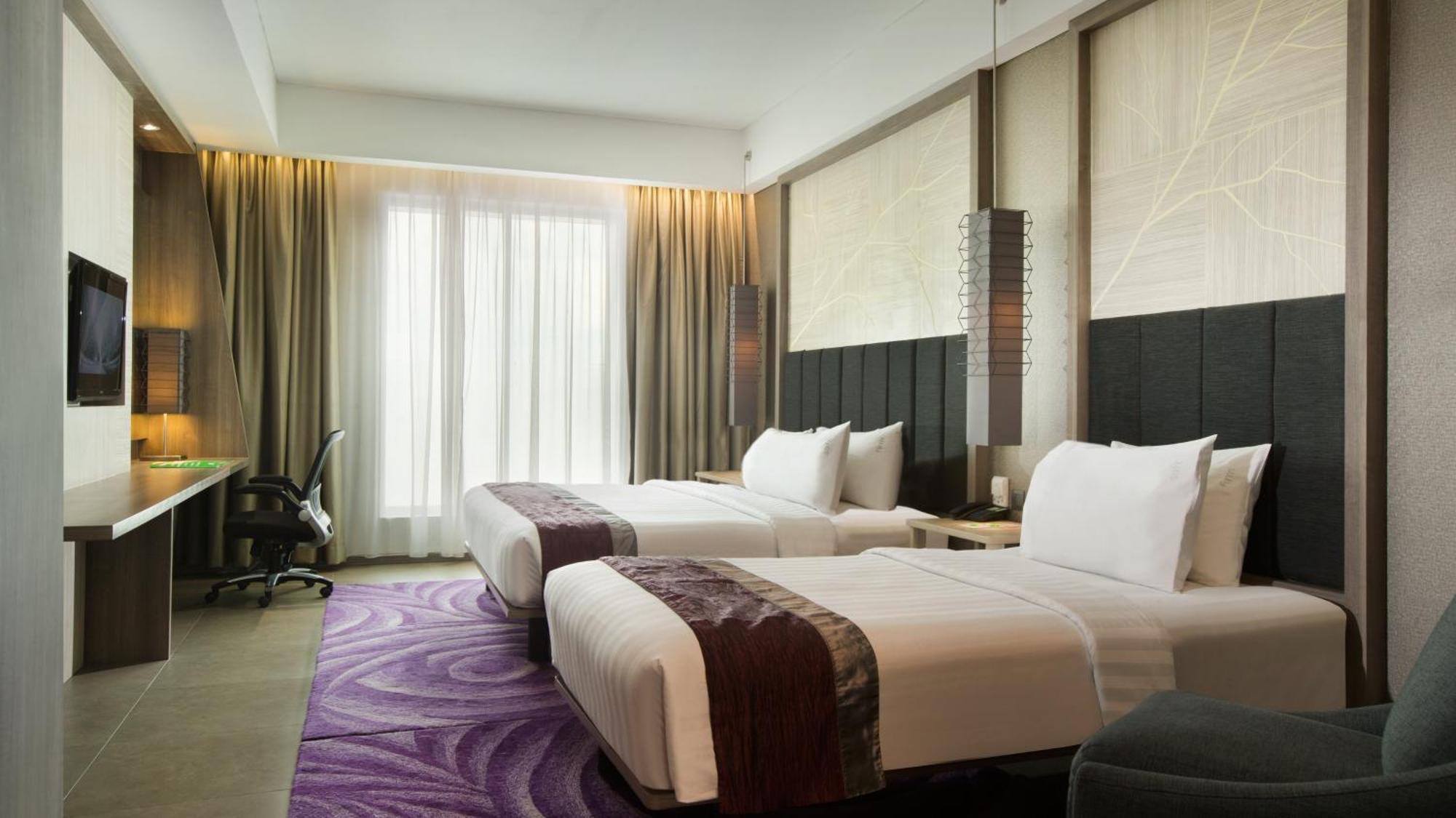 Holiday Inn Bandung Pasteur By Ihg Экстерьер фото